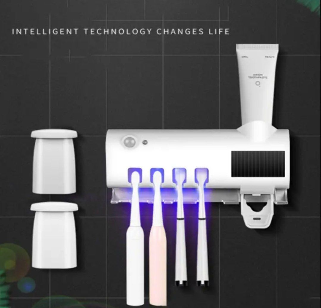 Intelligent wall-mounted toothbrush holder